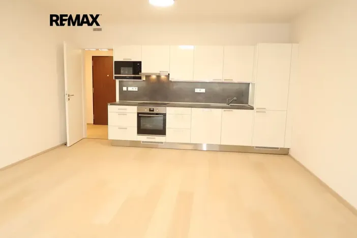 Pronájem bytu 2+kk, Praha - Modřany, Vrátnická, 59 m2