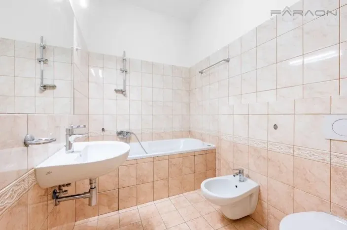 Pronájem bytu 3+1, Praha - Smíchov, Na bělidle, 87 m2