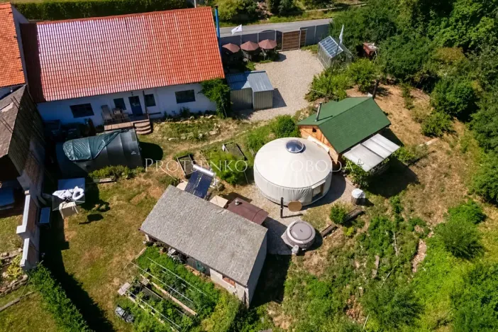 Prodej ubytování, Lhenice, 300 m2