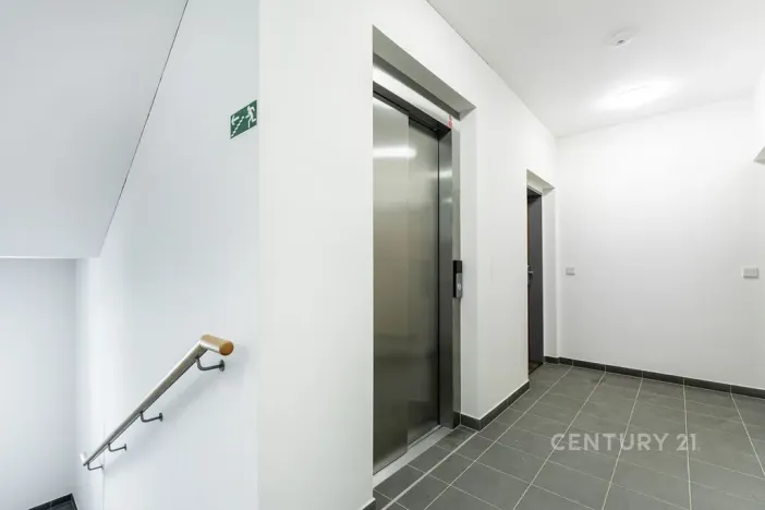 Pronájem bytu 1+kk, Praha - Hostivař, 32 m2