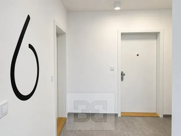 Pronájem bytu 2+kk, Praha, 53 m2