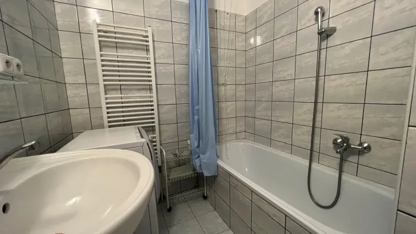 Prodej bytu 1+kk, Třeboň - Třeboň II, U Francouzů, 36 m2