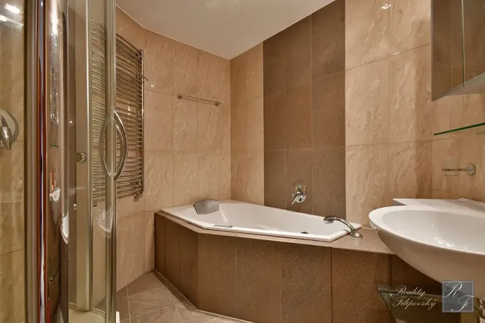 Prodej bytu 3+kk, Praha - Dolní Chabry, Spořická, 84 m2