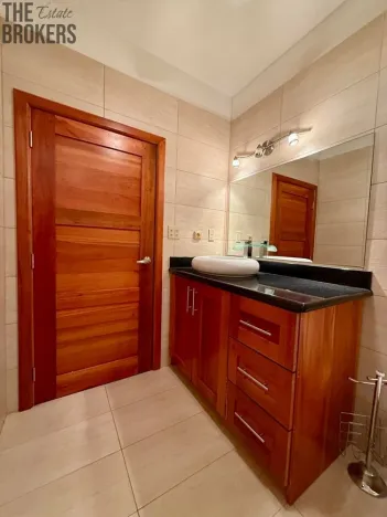 Prodej bytu 3+kk, Roatan, Roatán, Honduras, 111 m2