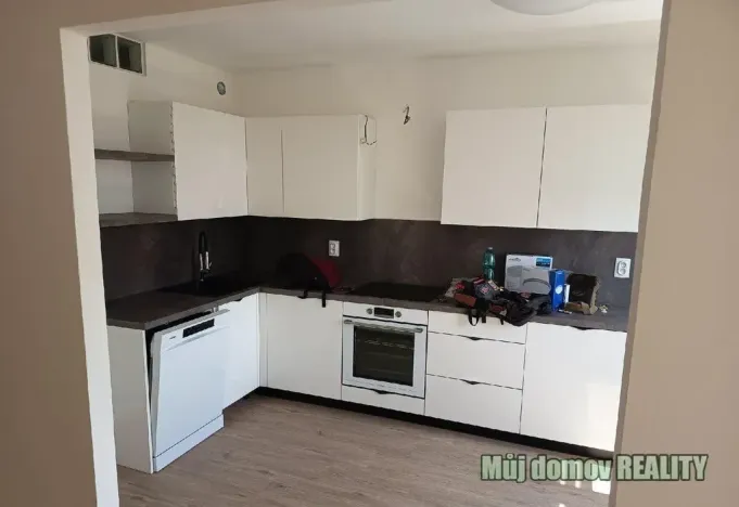 Pronájem bytu 3+kk, Praha - Strašnice, Rubensova, 67 m2
