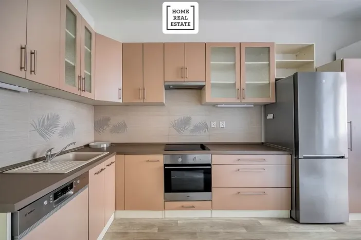 Pronájem bytu 2+1, Praha - Vinohrady, Korunní, 79 m2