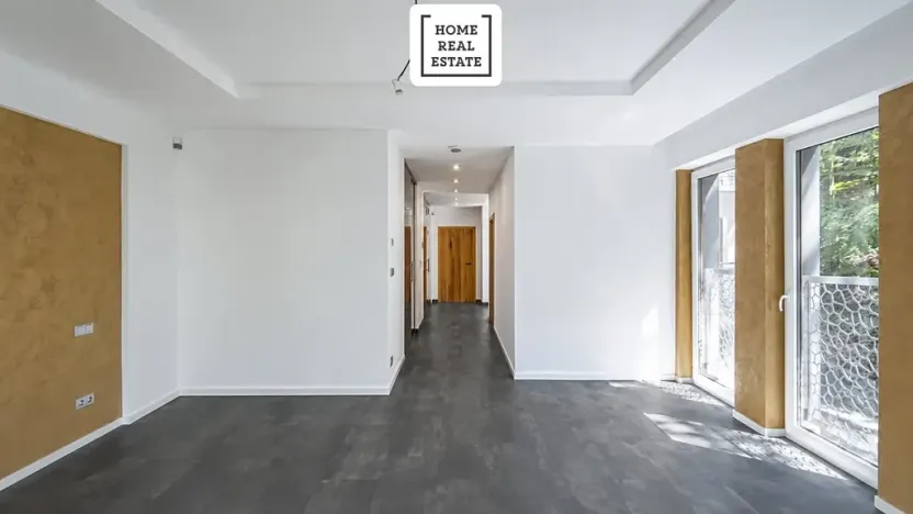 Prodej bytu 4+kk, Karlovy Vary, Šumavská, 171 m2