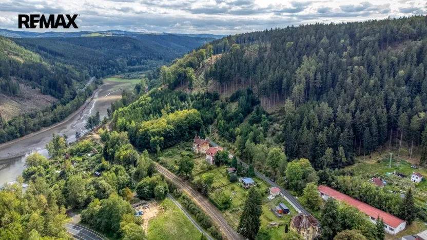 Prodej pozemku pro bydlení, Karlovy Vary, 1439 m2