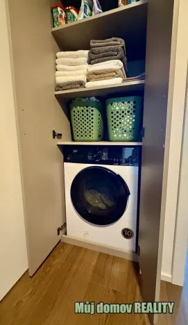 Pronájem bytu 2+kk, Praha - Smíchov, U Lihovaru, 48 m2