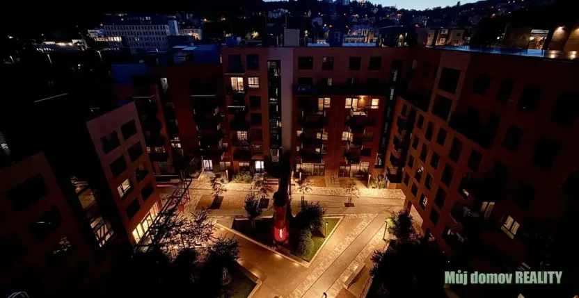 Pronájem bytu 2+kk, Praha - Smíchov, U Lihovaru, 48 m2