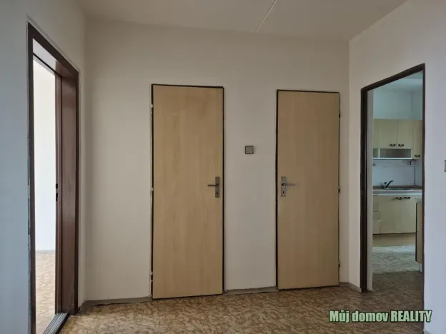 Pronájem bytu 3+1, Praha - Řepy, Na chobotě, 75 m2