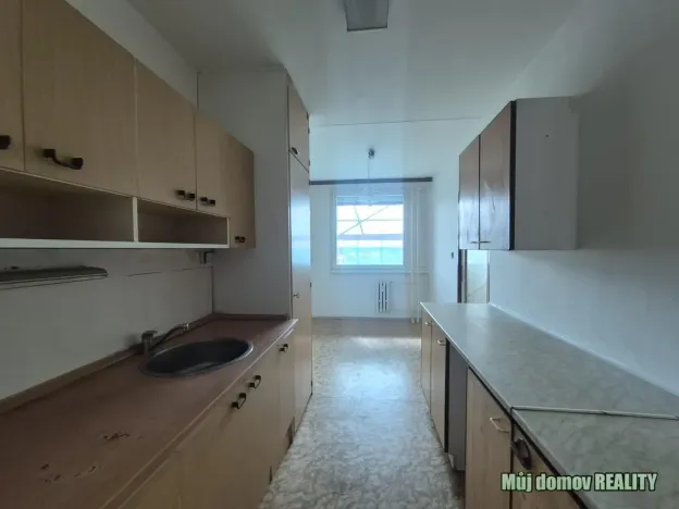 Pronájem bytu 3+1, Praha - Řepy, Na chobotě, 75 m2