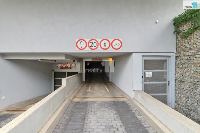 Prodej bytu 1+kk, Praha - Krč, Hudečkova, 53 m2