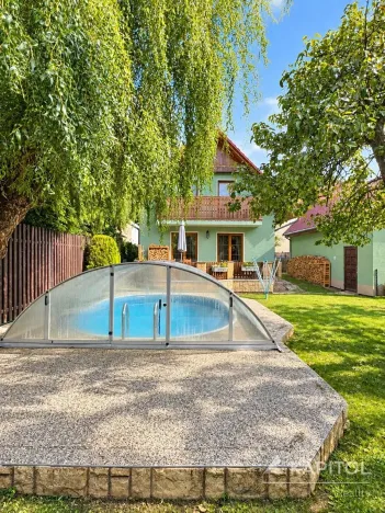 Prodej rodinného domu, Hostomice, Husova, 140 m2