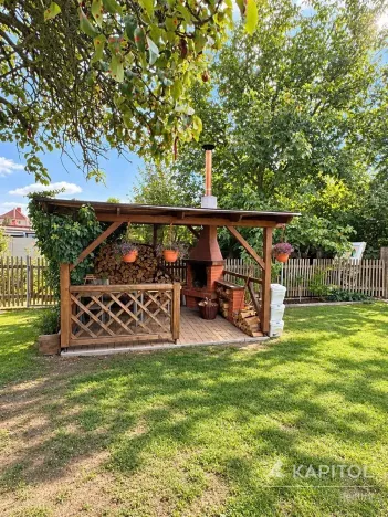 Prodej rodinného domu, Hostomice, Husova, 140 m2