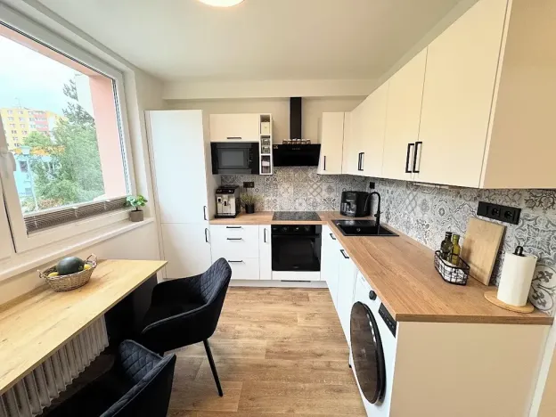 Prodej bytu 1+1, Jihlava, Březinova, 34 m2