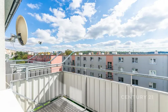 Pronájem bytu 2+kk, Praha - Hloubětín, Zelenečská, 55 m2