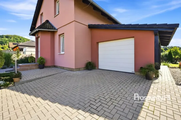 Prodej rodinného domu, Česká Lípa - Lada, 131 m2