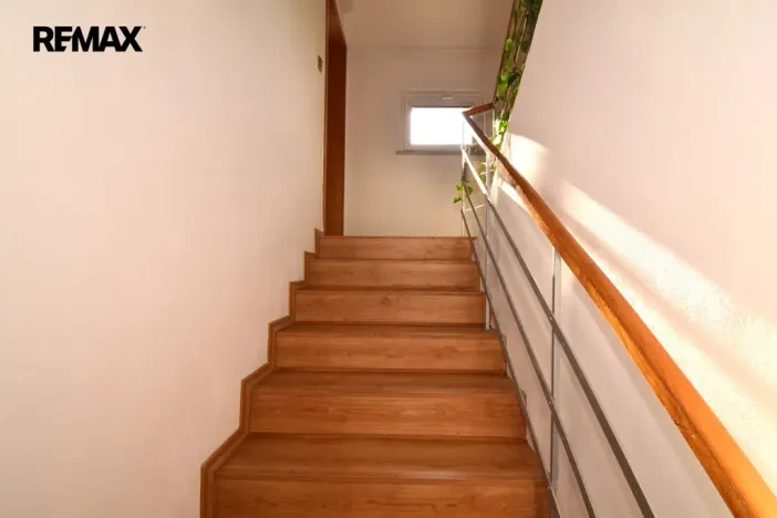 Prodej rodinného domu, Oslov, 222 m2