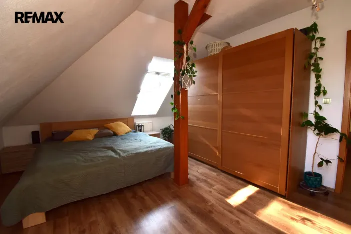 Prodej rodinného domu, Oslov, 222 m2