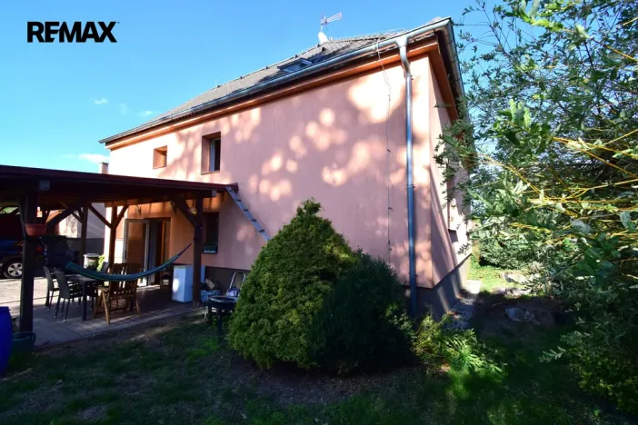 Prodej rodinného domu, Oslov, 222 m2