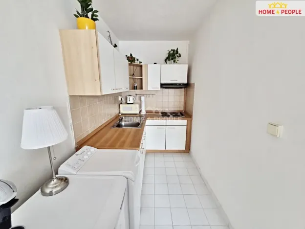 Pronájem bytu 1+kk, Brno - Líšeň, Hochmanova, 31 m2
