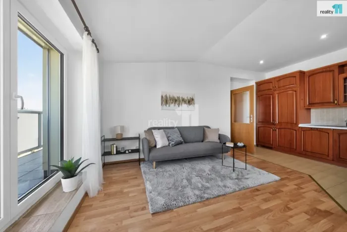Pronájem bytu 2+kk, Jesenice, Sluneční, 58 m2