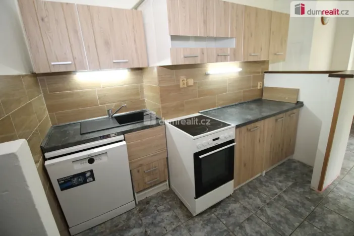 Pronájem bytu 2+1, Mariánské Lázně, Hlavní třída, 67 m2
