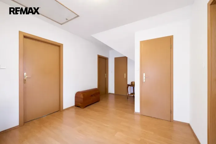 Prodej rodinného domu, Hradec Králové - Roudnička, Horní, 210 m2