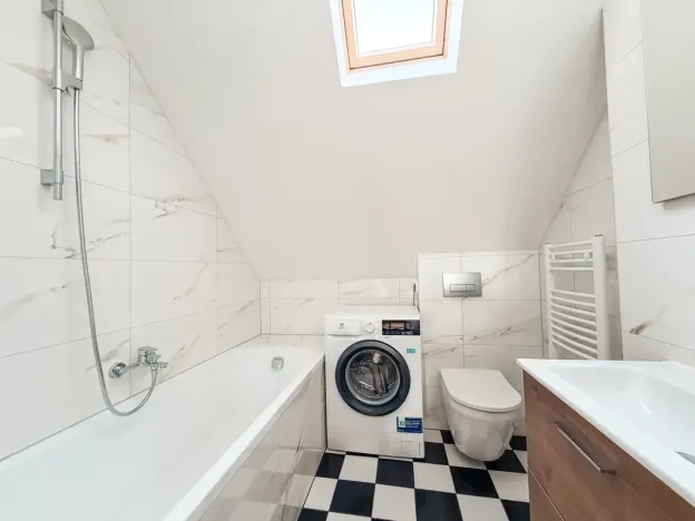 Pronájem bytu 2+1, Praha, U první baterie, 46 m2