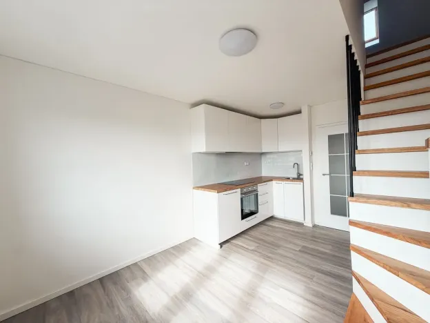 Pronájem bytu 1+1, Praha, U první baterie, 28 m2