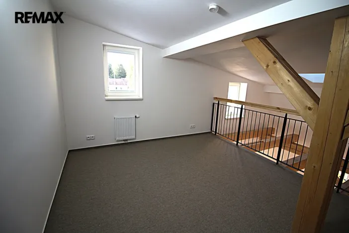 Pronájem bytu 2+kk, Chrastava, náměstí 1. máje, 71 m2