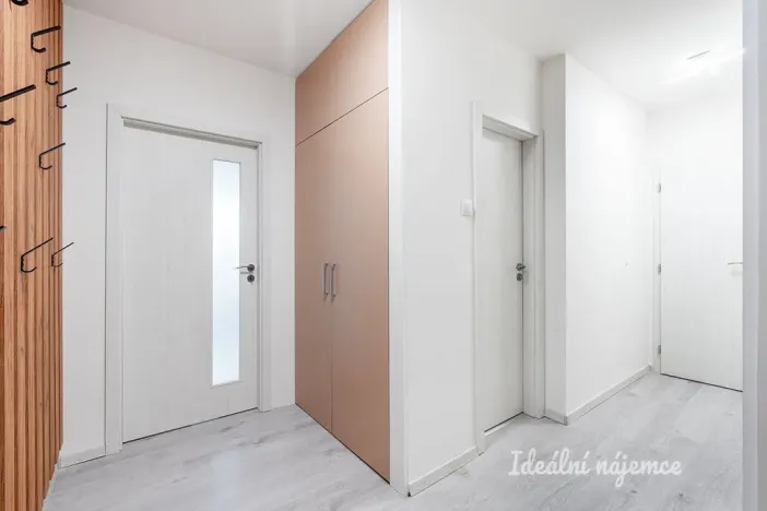 Pronájem bytu 3+kk, Praha - Střížkov, Šluknovská, 68 m2