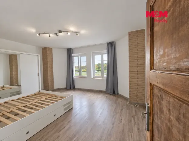 Pronájem bytu 3+kk, Karlovy Vary - Bohatice, Táborská, 70 m2