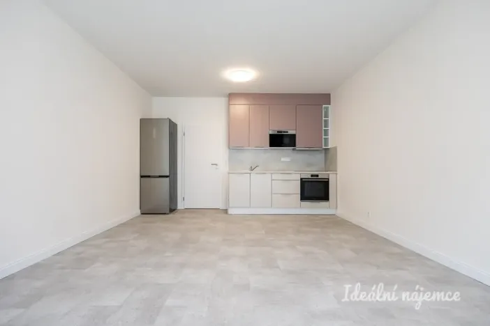 Pronájem bytu 1+kk, Praha - Vysočany, Gerstelova, 35 m2