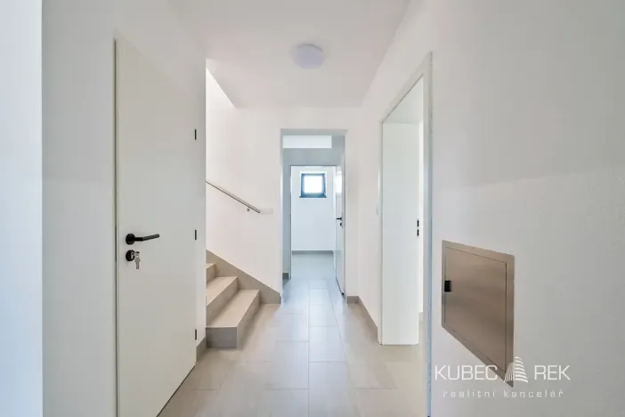 Prodej bytu 2+kk, Veselí nad Lužnicí, Budějovická, 78 m2