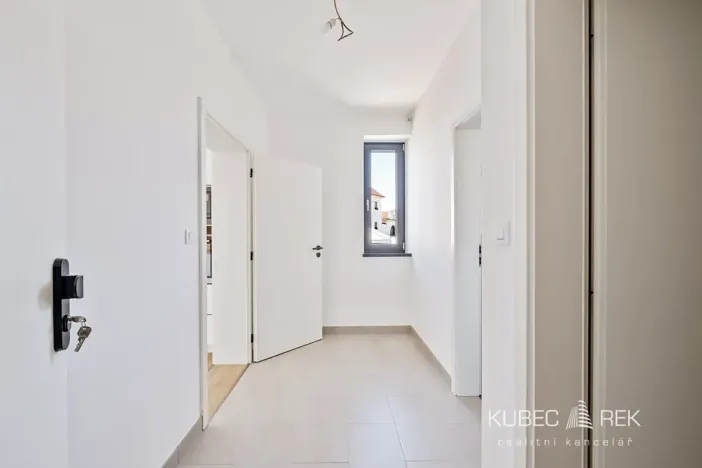 Prodej bytu 1+kk, Veselí nad Lužnicí, Budějovická, 40 m2