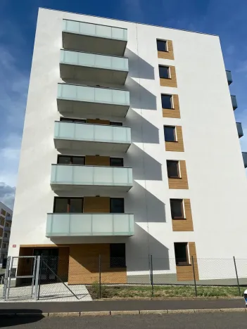 Pronájem bytu 2+kk, Teplice, Novoveská, 47 m2