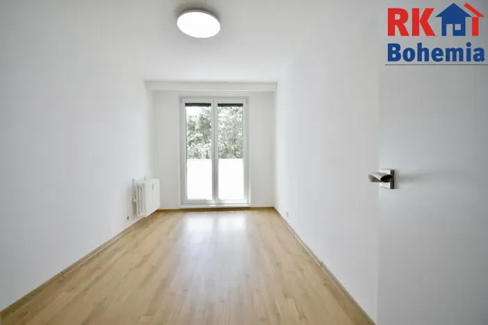 Pronájem bytu 3+1, Praha - Modřany, Mladenovova, 75 m2