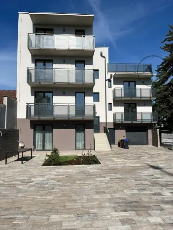 Pronájem bytu 2+kk, České Budějovice, A. Trägera, 57 m2