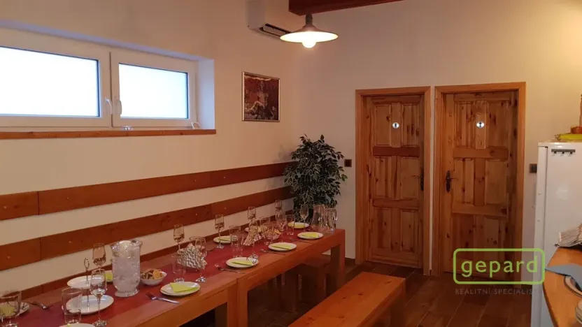 Prodej rodinného domu, České Budějovice - České Budějovice 2, Husova tř., 208 m2