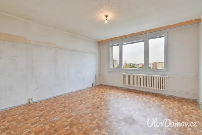 Prodej bytu 4+1, Praha - Lhotka, Toušeňská, 77 m2