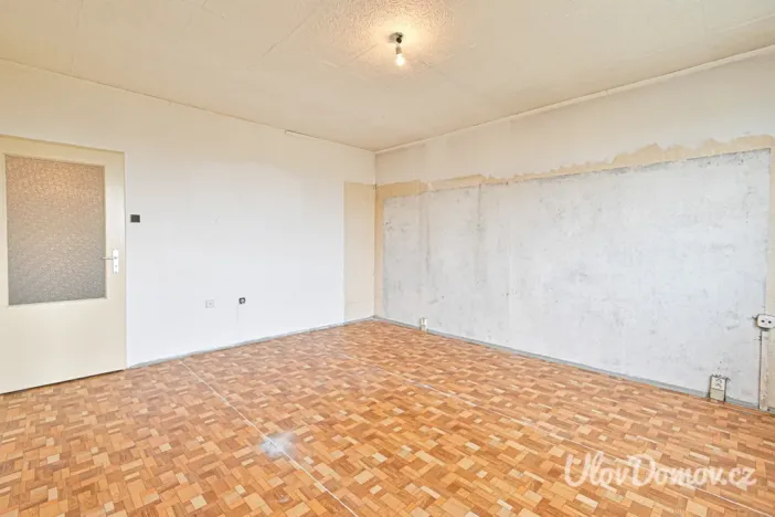 Prodej bytu 4+1, Praha - Lhotka, Toušeňská, 77 m2