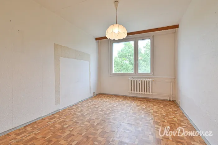 Prodej bytu 4+1, Praha - Lhotka, Toušeňská, 77 m2