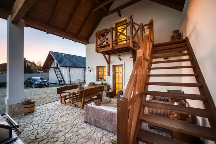Prodej činžovního domu, Lipí, 223 m2
