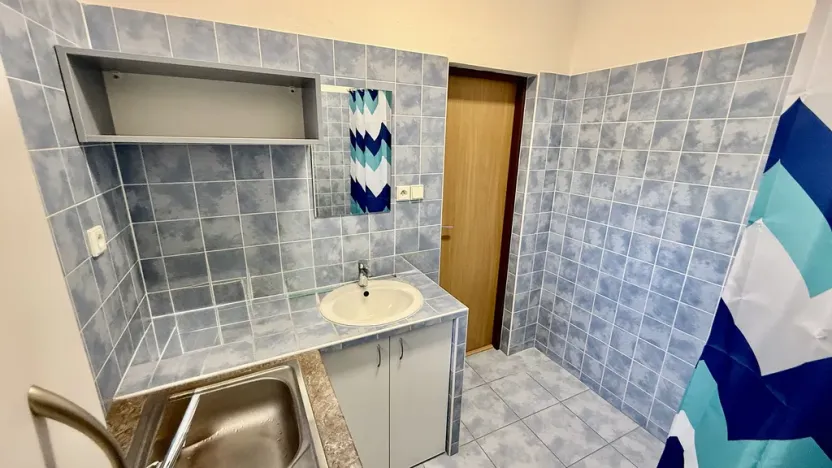 Pronájem obchodního prostoru, Ostrava - Mariánské Hory, Korunní, 30 m2