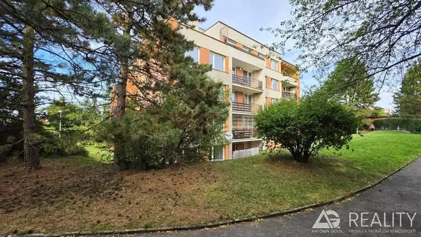 Pronájem bytu 3+1, Praha - Dejvice, Krohova, 76 m2