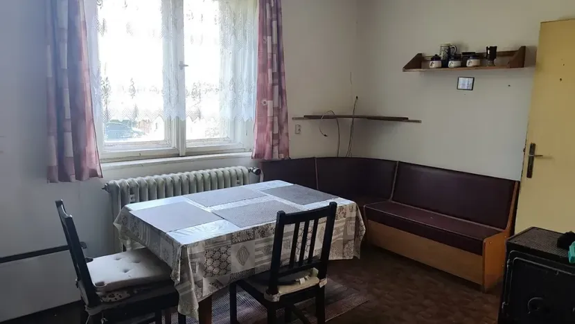 Prodej rodinného domu, Měchenice, 250 m2