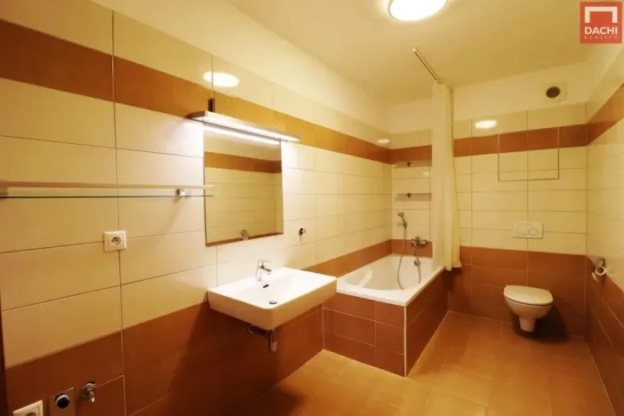 Pronájem bytu 2+kk, Olomouc - Nové Sady, Rokycanova, 82 m2