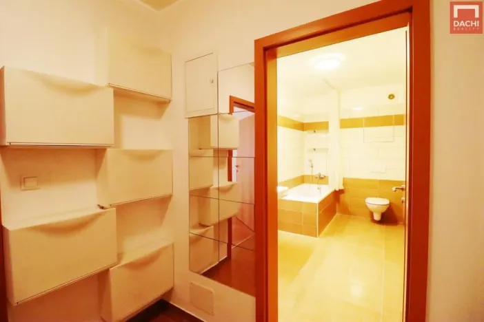 Pronájem bytu 2+kk, Olomouc - Nové Sady, Rokycanova, 82 m2